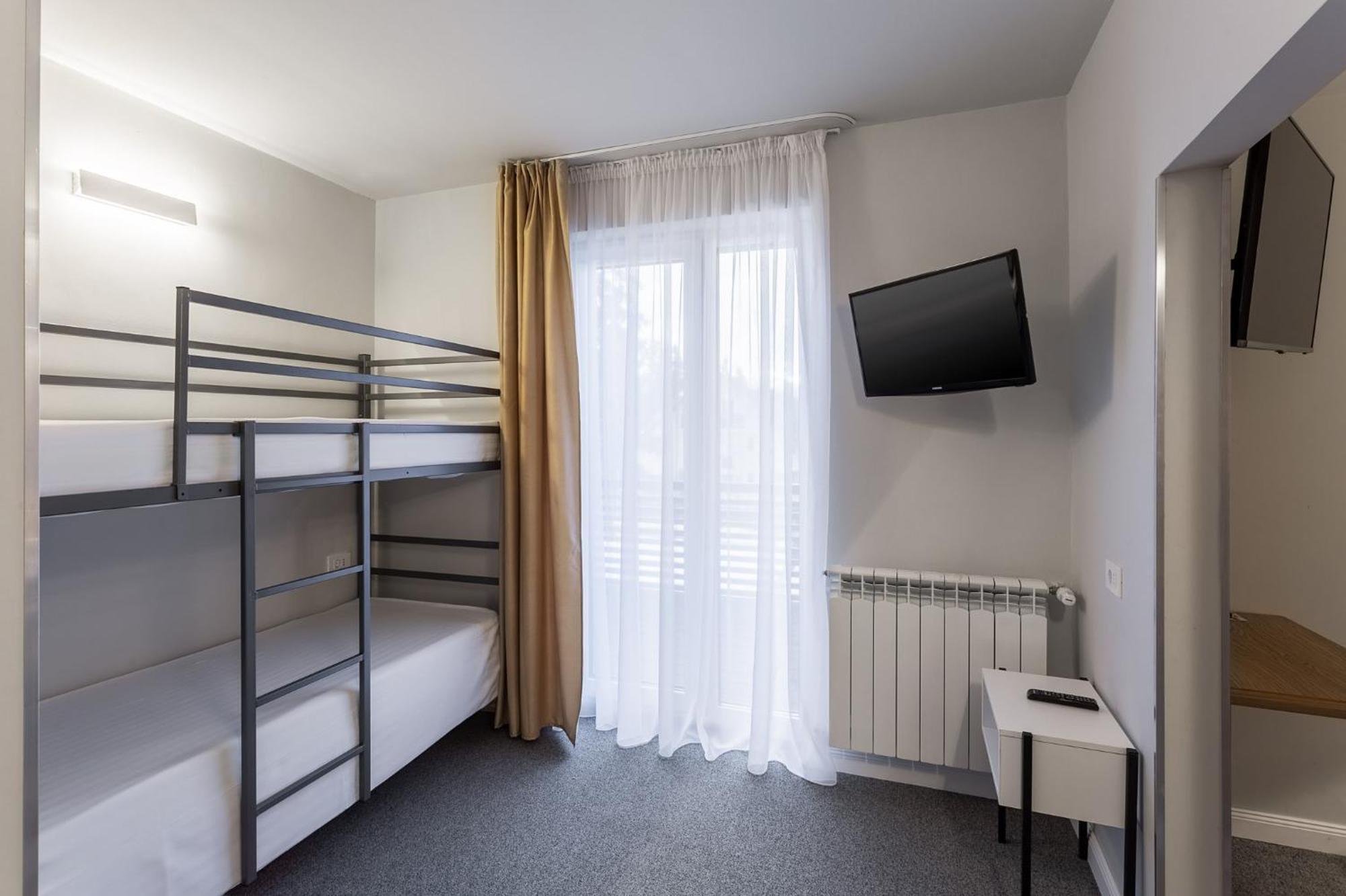 Genesis By Eden Hotel Predeal Exterior photo